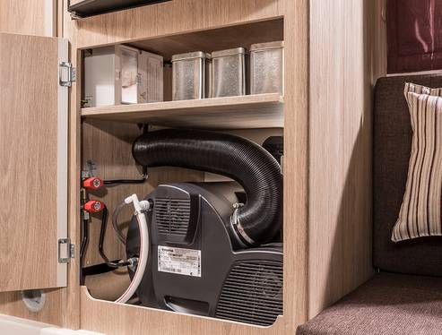 UppvärmningssystemUppvärmningssystem med Truma Combi 4 (förutom TRAIL/BOX 200)